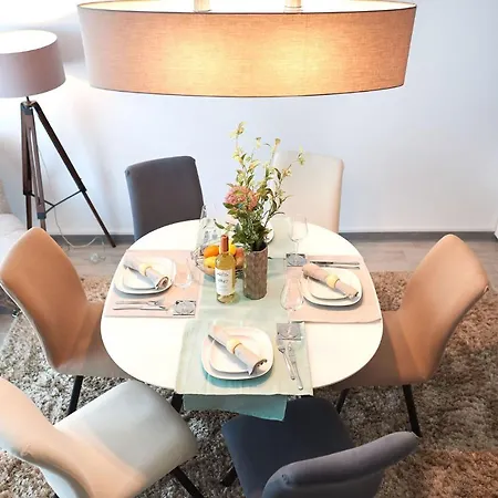 Summer Memories N Pools Daire *