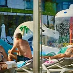 Summer Memories N Pools * Năvodari