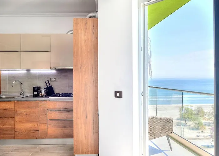 Summer Memories N Pools *