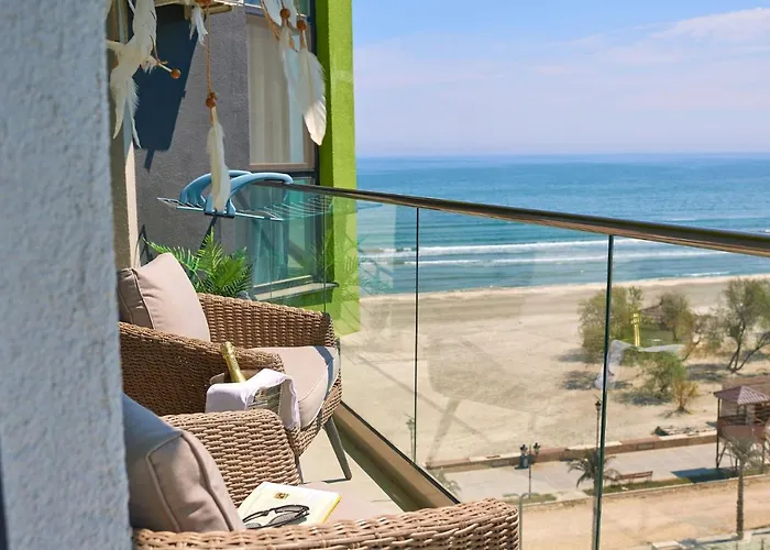 Summer Memories N Pools *