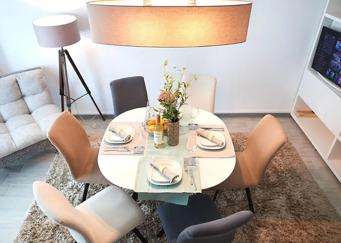 Summer Memories N Pools 아파트 *